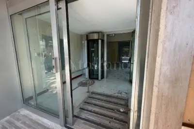 Negozio in affitto, Piazza Spada, Fiuggi