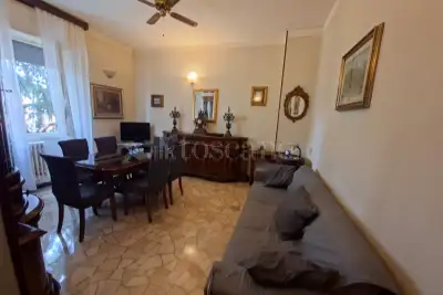 Casa in vendita, via Giovanni Berchet, Brescia