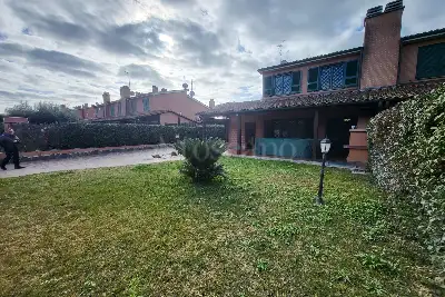 Villa in vendita, Parchi Della Colombo, Roma