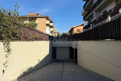 Casa in vendita, Via Petrizzi, Roma