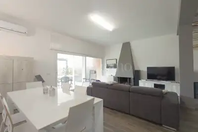 Villino a Schiera in vendita, Via dei Lillà, Anzio
