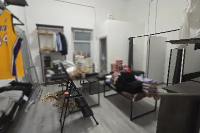 Negozio in vendita, Piazza Alfonso Capecelatro, Roma