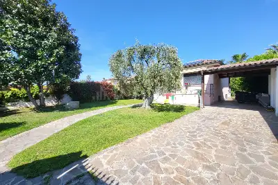 Villa in vendita, Via Torcegno, Roma