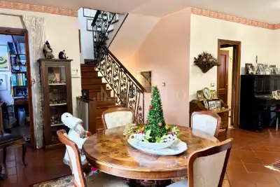 Villino a Schiera in vendita, Via Taro, Mentana