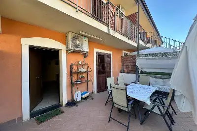 Villino a Schiera in vendita, Via Roma, San Pietro Clarenza