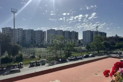 Casa in vendita, Viale dei Caduti per la Resistenza, Roma
