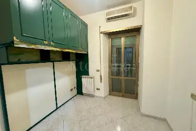 Casa in vendita, Via Poggio Bracciolini, Roma