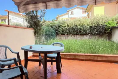 Casa Indipendente in vendita, Via Quinto Martini, Prato