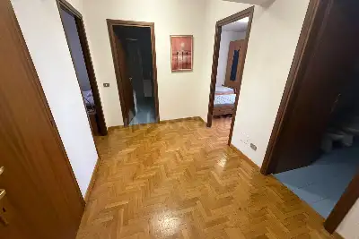 Casa in vendita, Viale Londra , Roma