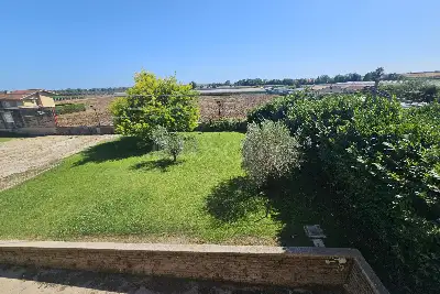 Villa in vendita, Via Le Ferriere, Latina