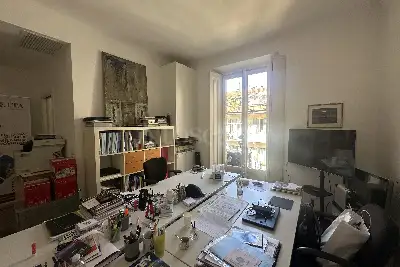 Casa in vendita, Via Piermarini 6, Milano