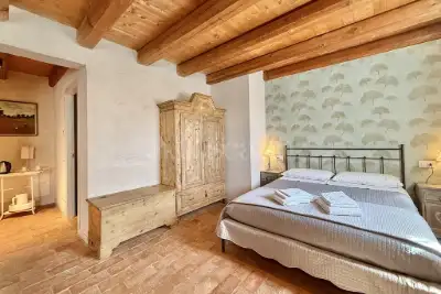 Villa in vendita, Strada Pille, Monzambano