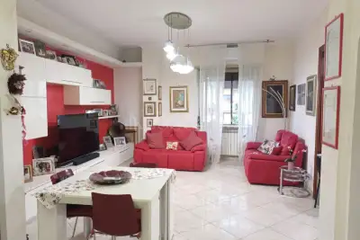 Casa in vendita, Via Aquilonia, Roma