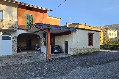 Casa Indipendente in vendita, Via F. e San Barcella, Nave