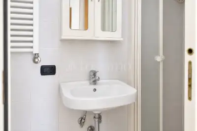 Casa in vendita, Via dei Candiano, Roma