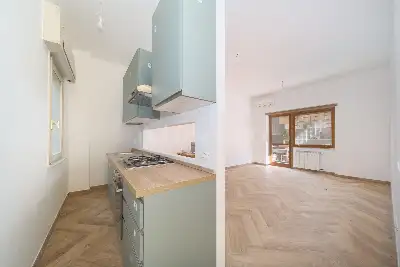 Casa in vendita, Via Renato Simoni, Roma