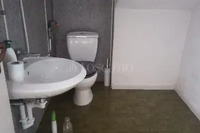 Negozio in vendita, Via Vaglio, Marchirolo