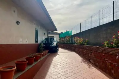 Casa Indipendente in vendita, Via Giovanni Gentile, Tremestieri Etneo