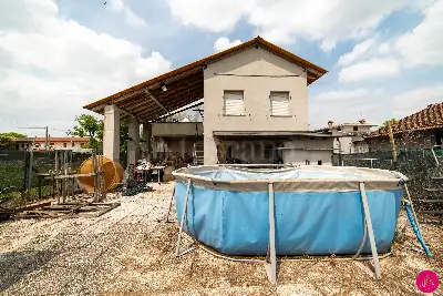 Casa Indipendente in vendita, Via Versutta, Casarsa della Delizia