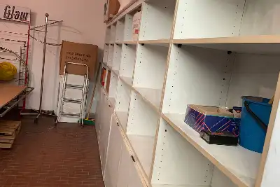 Box in vendita, Via Giuseppina Pozzi, Como