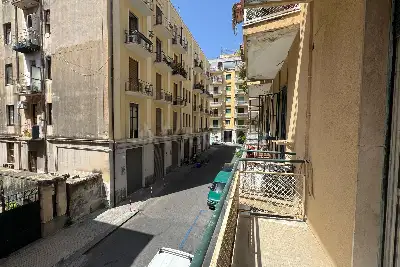 Casa in vendita, Piazza Santa Maria di Gesù , Catania