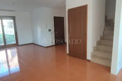 Villino a Schiera in vendita, Via Franco Gentilini, Roma