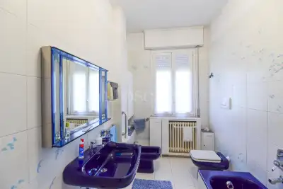 Casa Indipendente in vendita, Via Spluga, Cantù