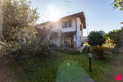 Villino a Schiera in vendita, Via Mamaluch, Porcia