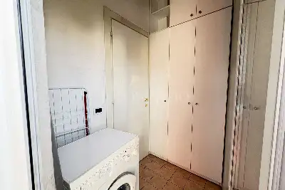 Casa in vendita, Via Lorenteggio, Milano