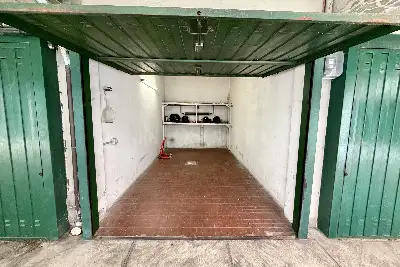 Box in vendita, Via dei Benedettini, Milano