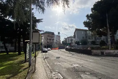 Negozio in vendita, Via Trento, Gravina di Catania