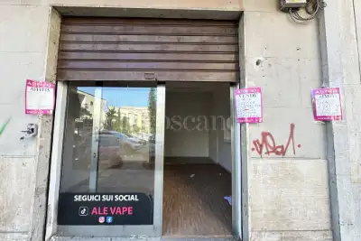 Negozio in vendita, Via Malaspina, Palermo