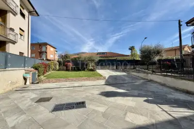 Villa Bifamiliare in vendita, Via Gottardo Briggia, Gussago