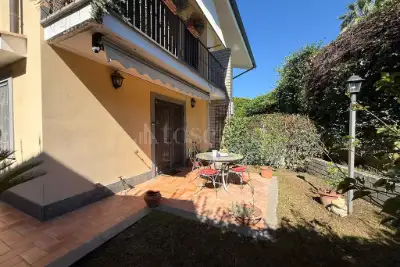 Villa Plurifamiliare in vendita, Via Giulio Venzi, Roma
