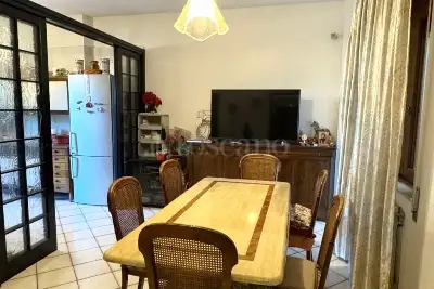 Casa in vendita, Via Luigi Perna, Roma