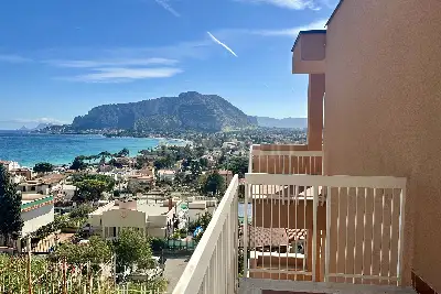 Villa in vendita, Via Saffo, Palermo