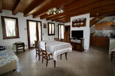 Casa Indipendente in vendita, Via Gioacchino Rossini, Fontanafredda