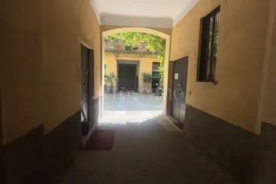 Casa in vendita, Via Carlo Farini, Milano