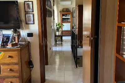 Casa in vendita, Viale delle Arti, Pomezia