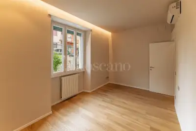 Casa in vendita, Via Lucilio, Roma