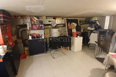 Negozio in vendita, via Panisperna, Roma