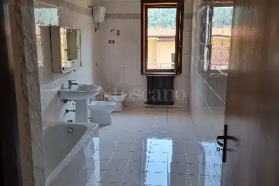 Casa Indipendente in vendita, Via Giacomo Matteotti, Tramutola