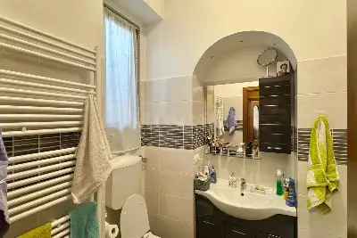 Casa Indipendente in vendita, Via Isonzo, Torino