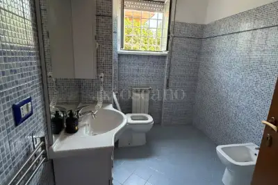 Casa in vendita, Via Anagnina, Roma