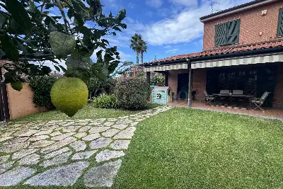 Villa in vendita, Via Ermanno Wolf Ferrari, Roma