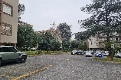 Box in vendita, Viale Bruno Pelizzi, Roma