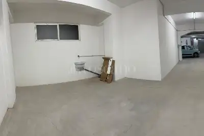 Box in affitto, Via delle Calasanziane, Roma