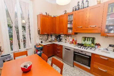 Casa in vendita, Via Sardegna 44, Milano