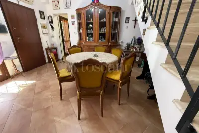 Villa Bifamiliare in vendita, Via Montaldeo, Roma