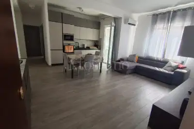Casa in vendita, Via Cento Niccolò, Palermo